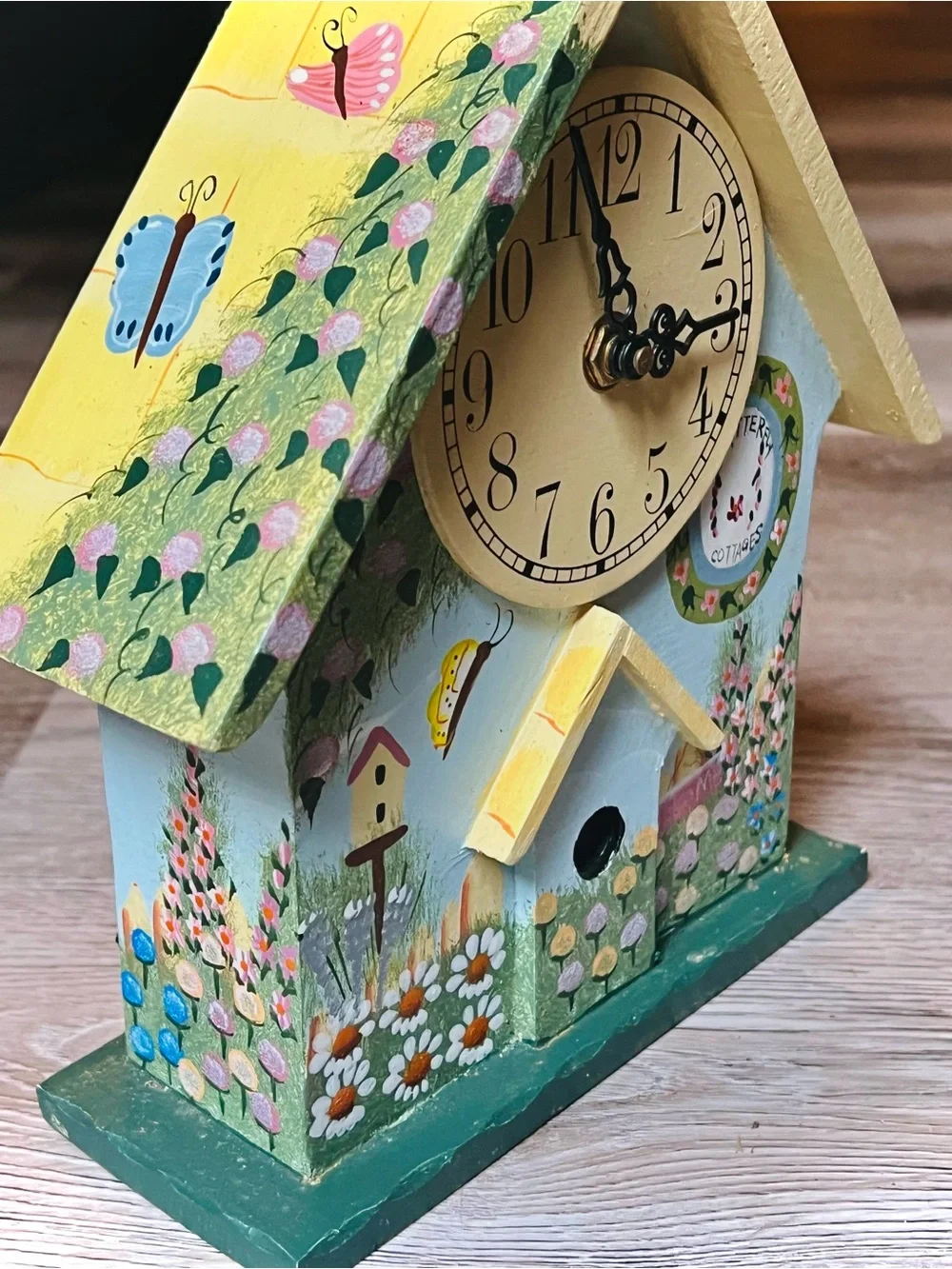 Handmade vintage artist